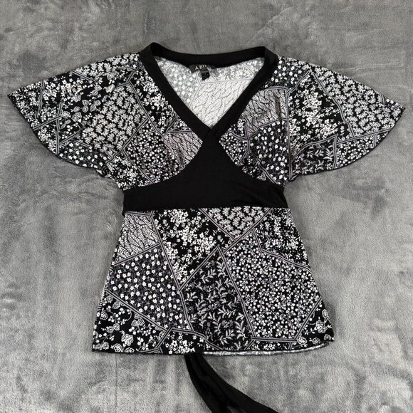 A Byer White Black Paisley Y2K Babydoll Top Flutter Sleeve Fairycore Boho Size S - Picture 1 of 7